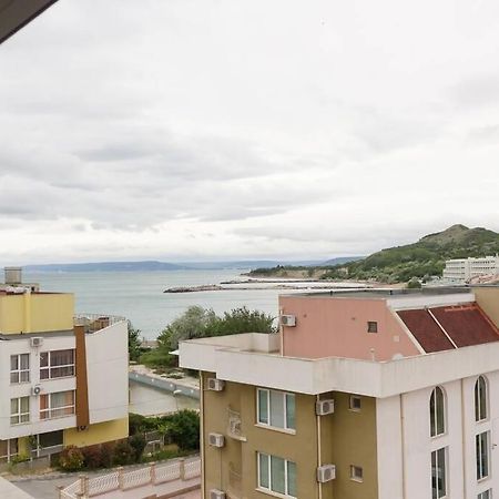 Perfect Summer Vacation Rental - One-Bedroom Flat By Flat Mаnager Topola Zewnętrze zdjęcie