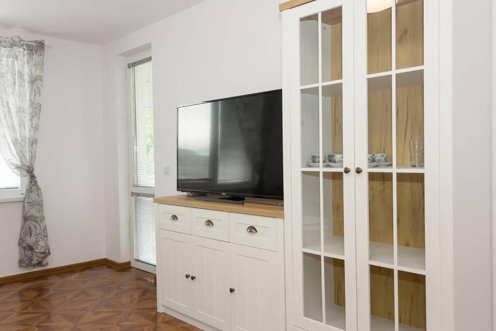 Perfect Summer Vacation Rental - One-Bedroom Flat By Flat Mаnager Topola Zewnętrze zdjęcie